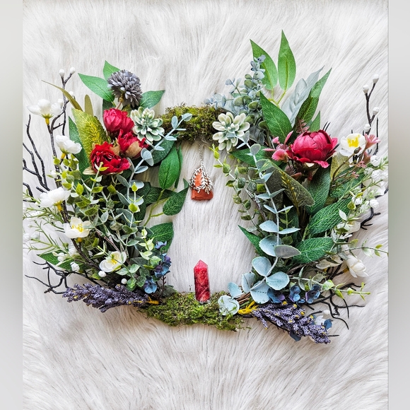 Handcrafted Other - Festive Gemstone Wreath